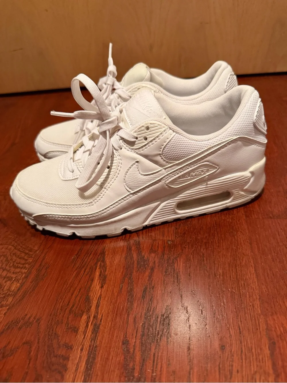 Nike White Women's Air Max Style Athletic Sneakers